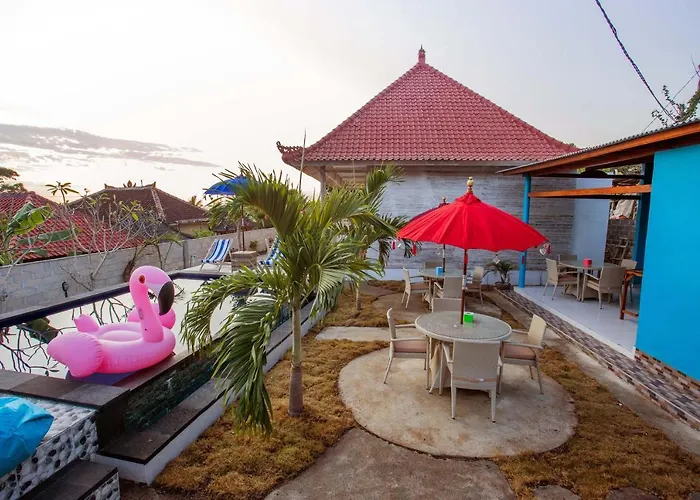 Candiva Family House ホステル レンボンガン島